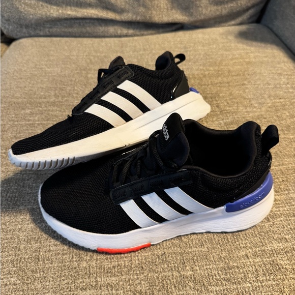 Adidas Racer TR21 Black and White Running Shoes size 4.5 - Picture 2 of 10